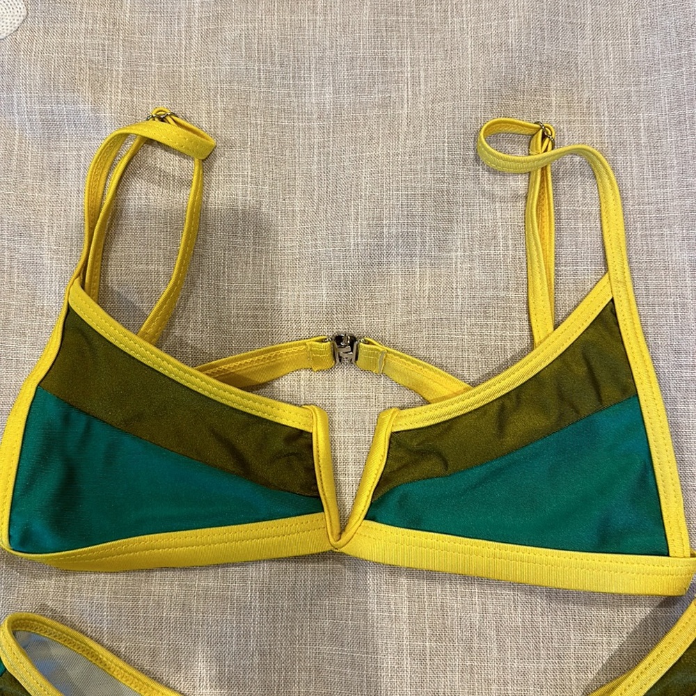 SHEIN 2 Piece bathing suit - Picture 3 of 6